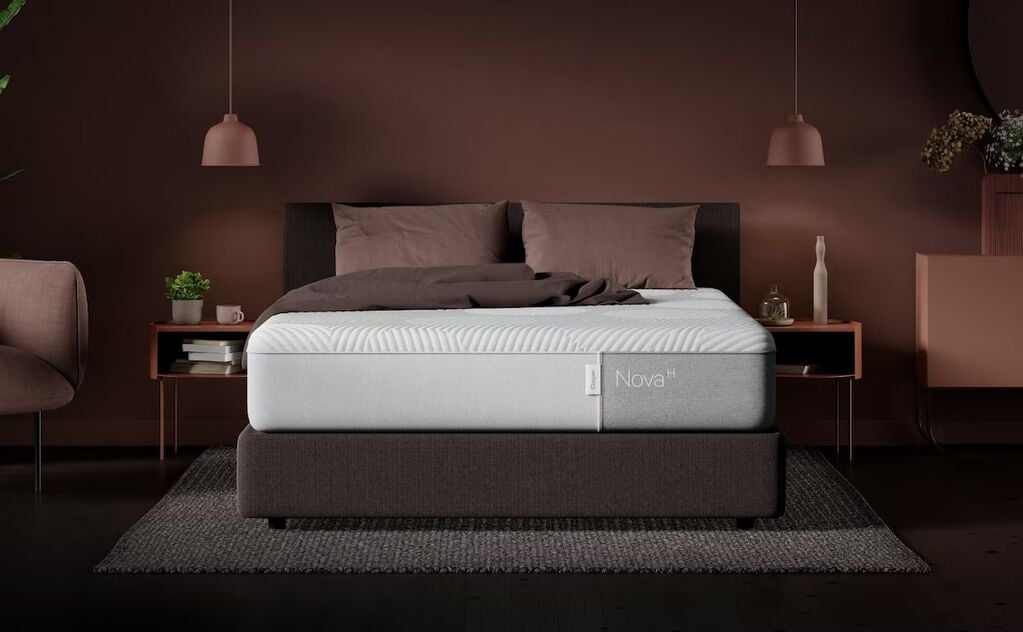 Casper Nova Hybrid Full Zip Mattress Cover-Sizes Twin XL and Queen (Mattress not included)